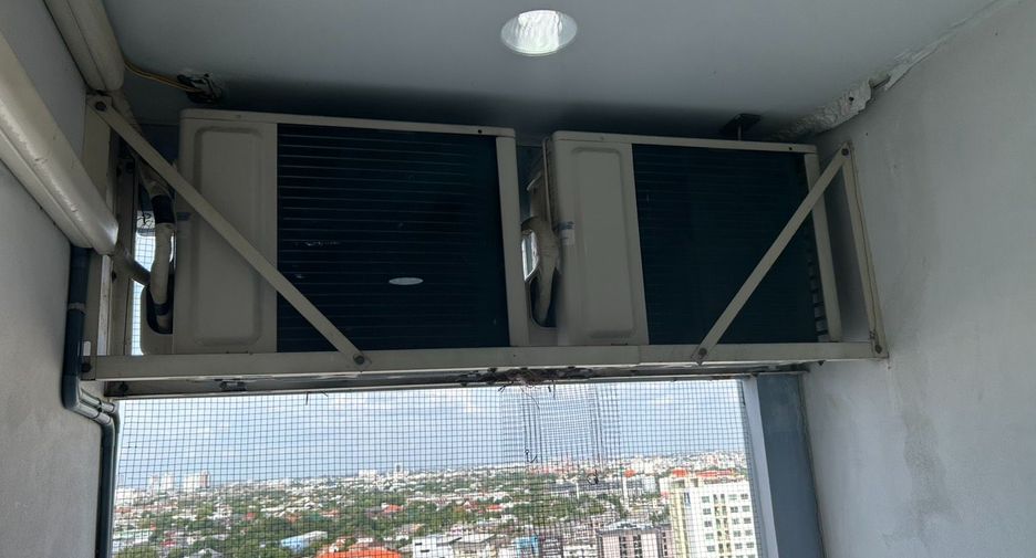 For sale 1 bed condo in Suan Luang, Bangkok