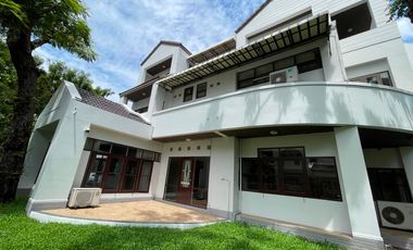 出租 和 出售 5 卧室 独立屋 在 Chatuchak, 曼谷