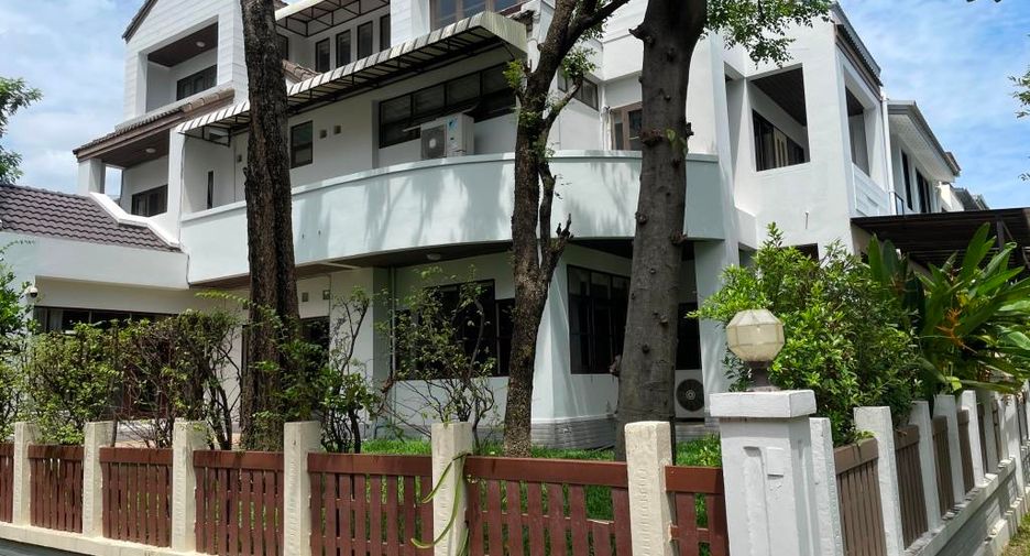 出租 和 出售 5 卧室 独立屋 在 Chatuchak, 曼谷