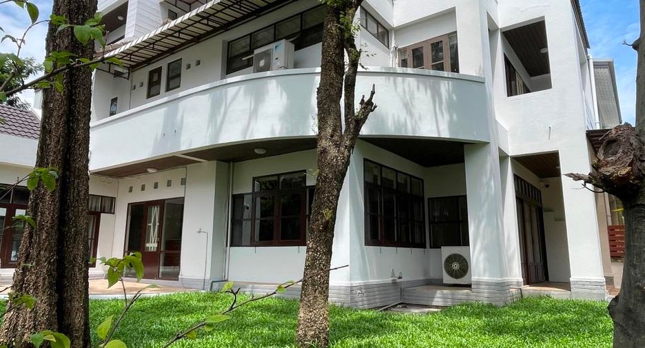 出租 和 出售 5 卧室 独立屋 在 Chatuchak, 曼谷