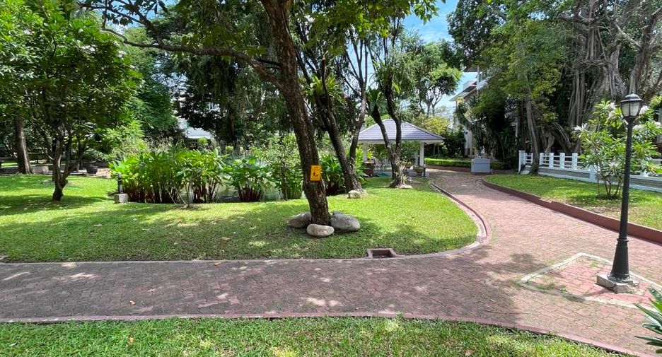 出租 和 出售 5 卧室 独立屋 在 Chatuchak, 曼谷