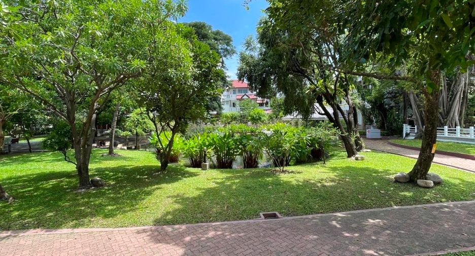 出租 和 出售 5 卧室 独立屋 在 Chatuchak, 曼谷