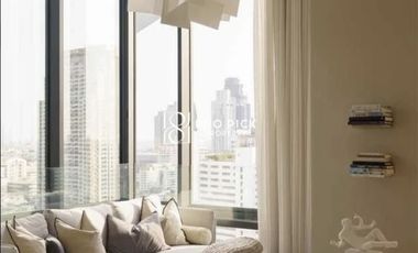 For rent 2 bedrooms condo in Bang Rak, Bangkok