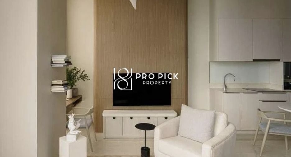 For rent 2 bedrooms condo in Bang Rak, Bangkok