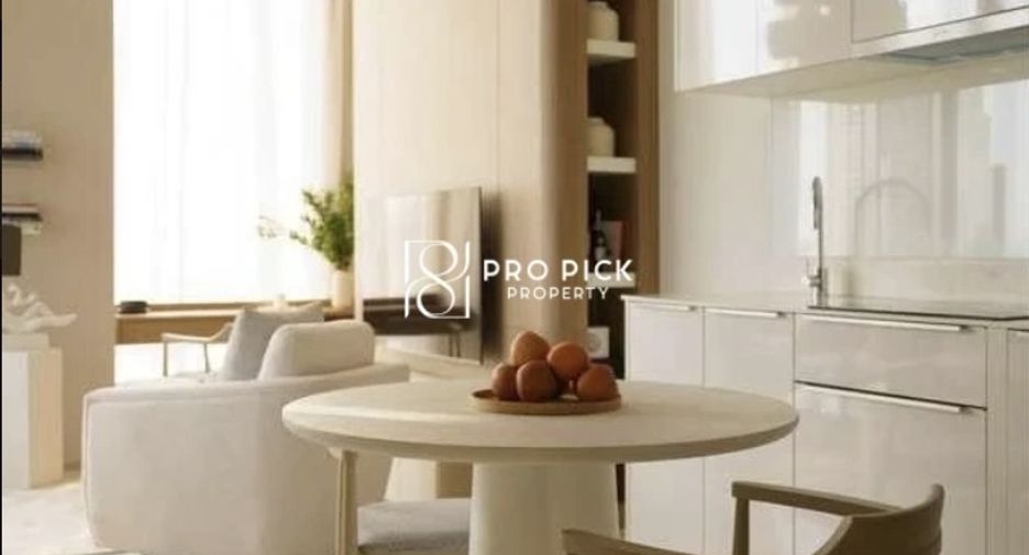 For rent 2 bedrooms condo in Bang Rak, Bangkok