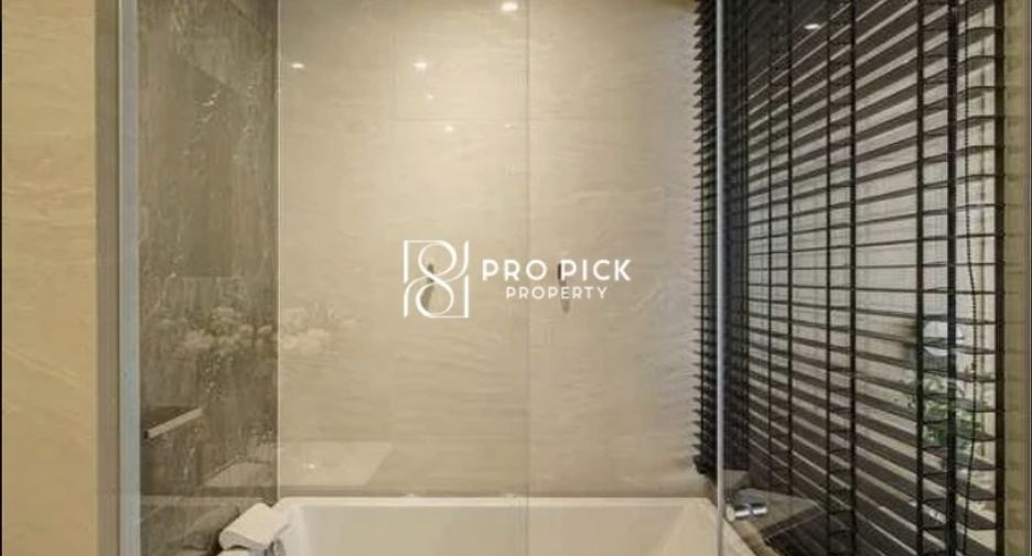 For rent 2 bedrooms condo in Bang Rak, Bangkok