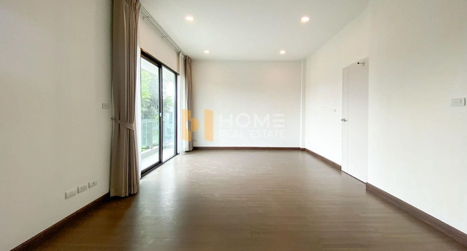 Casa en venta de 4 habitaciones en Bang Kruai, Nonthaburi