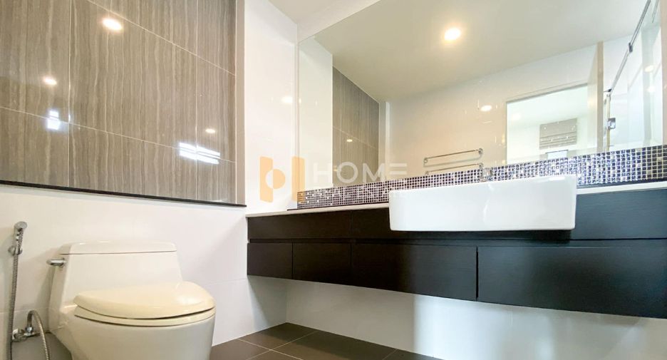 Casa en venta de 4 habitaciones en Bang Kruai, Nonthaburi