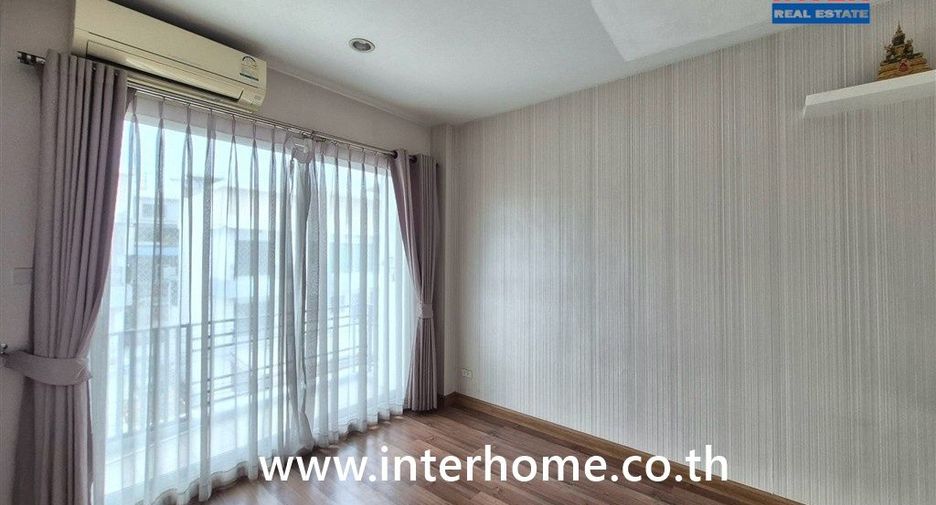 For sale 3 ベッドルーム townhouse in Nong Khaem, Bangkok