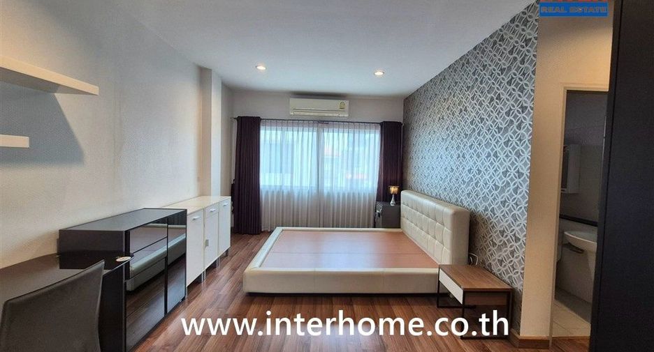 For sale 3 ベッドルーム townhouse in Nong Khaem, Bangkok