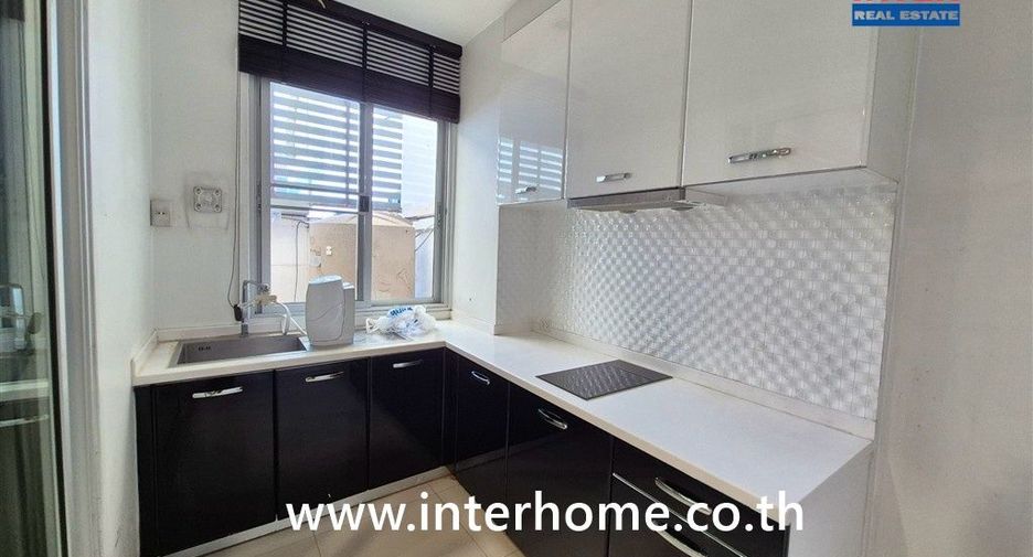 For sale 3 ベッドルーム townhouse in Nong Khaem, Bangkok