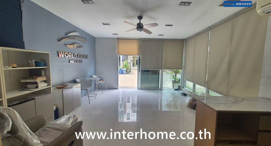 For sale 3 ベッドルーム townhouse in Nong Khaem, Bangkok