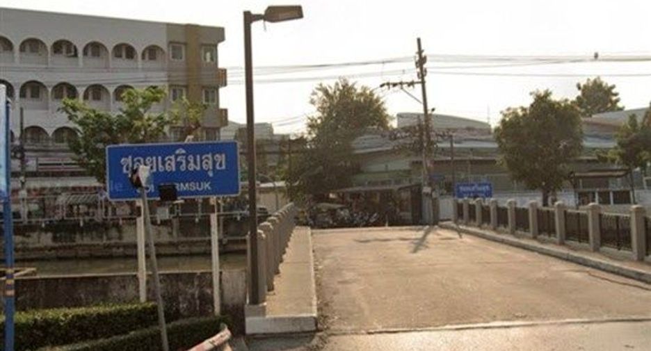 出租 和 出售 土地 在 Chatuchak, 曼谷