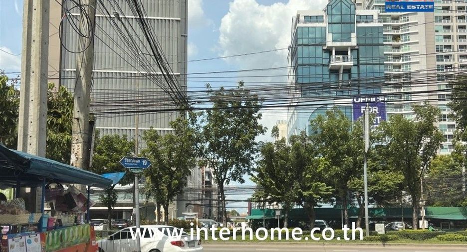 出租 和 出售 土地 在 Chatuchak, 曼谷