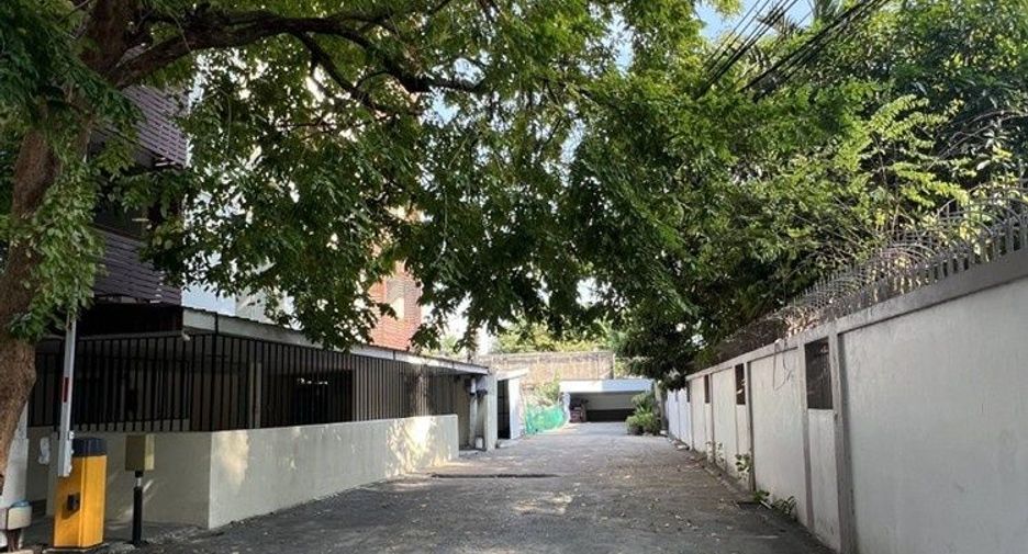 出租 和 出售 土地 在 Chatuchak, 曼谷
