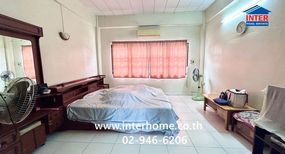Gewerbefläche zum Kauf mit 1 Zimmer in Khlong Sam Wa, Bangkok