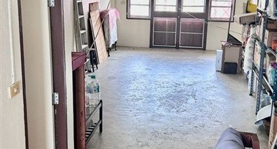 Gewerbefläche zum Kauf mit 1 Zimmer in Khlong Sam Wa, Bangkok