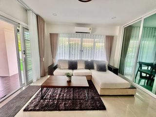 Casa en alquiler de 3 habitaciones en Si Racha, Chonburi