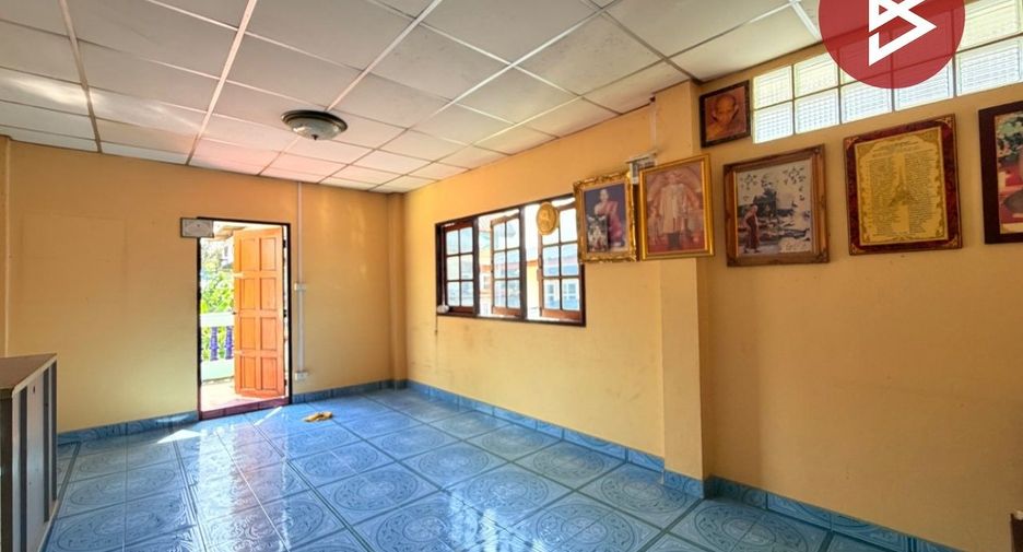 For sale 4 bedrooms house in Phra Pradaeng, Samut Prakan
