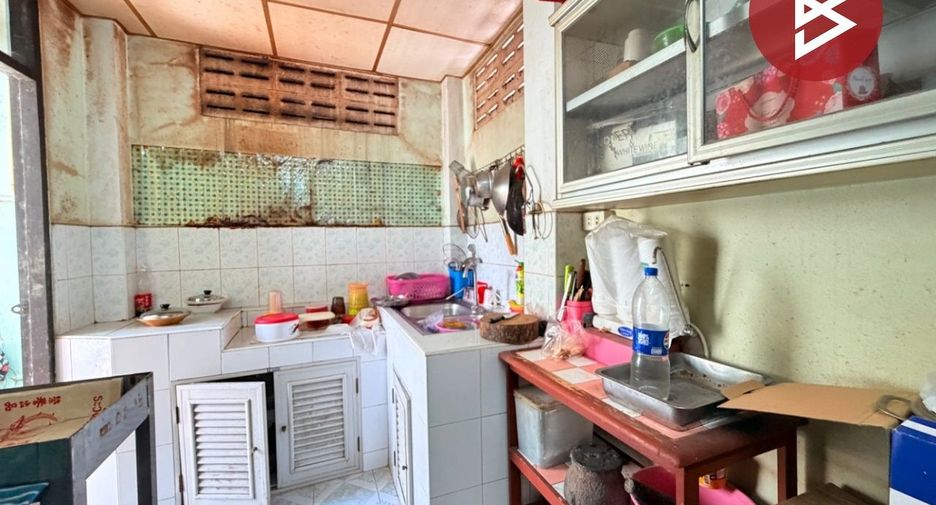 For sale 4 bedrooms house in Phra Pradaeng, Samut Prakan