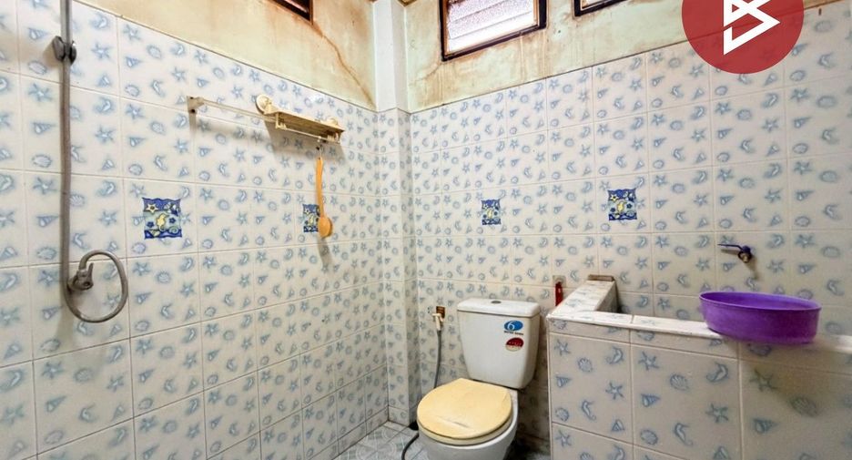 For sale 4 bedrooms house in Phra Pradaeng, Samut Prakan