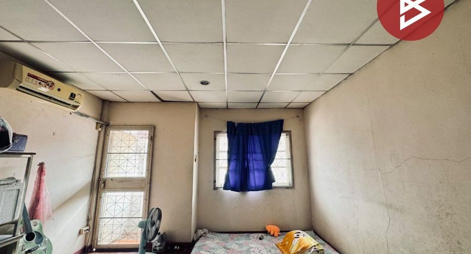 Casa adosada en venta de 2 habitaciones en Bang Sao Thong, Samut Prakan