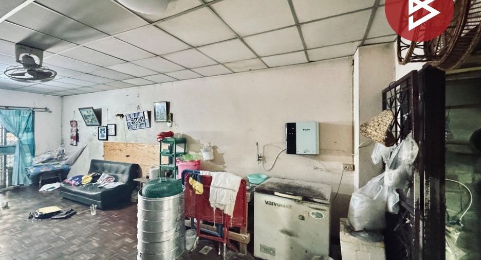 Casa adosada en venta de 2 habitaciones en Bang Sao Thong, Samut Prakan