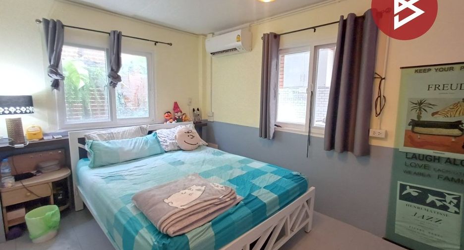 For sale 3 bedrooms house in Nakhon Chai Si, Nakhon Pathom