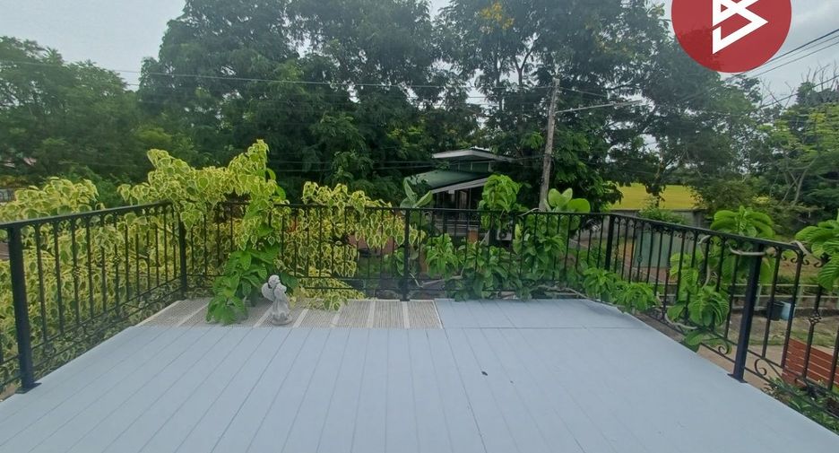 For sale 3 bedrooms house in Nakhon Chai Si, Nakhon Pathom