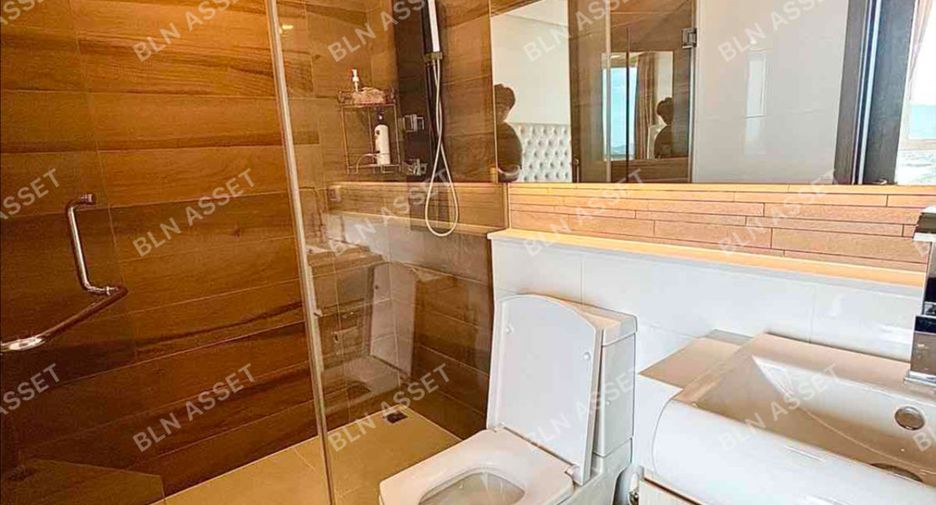 For sale 2 bedrooms condo in Bang Saray, Pattaya