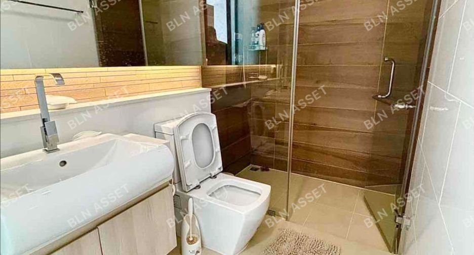 For sale 2 bedrooms condo in Bang Saray, Pattaya