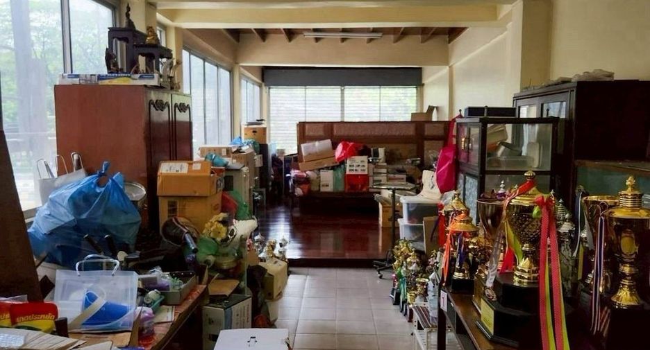 出租 商业空间 在 Khlong Toei, 曼谷