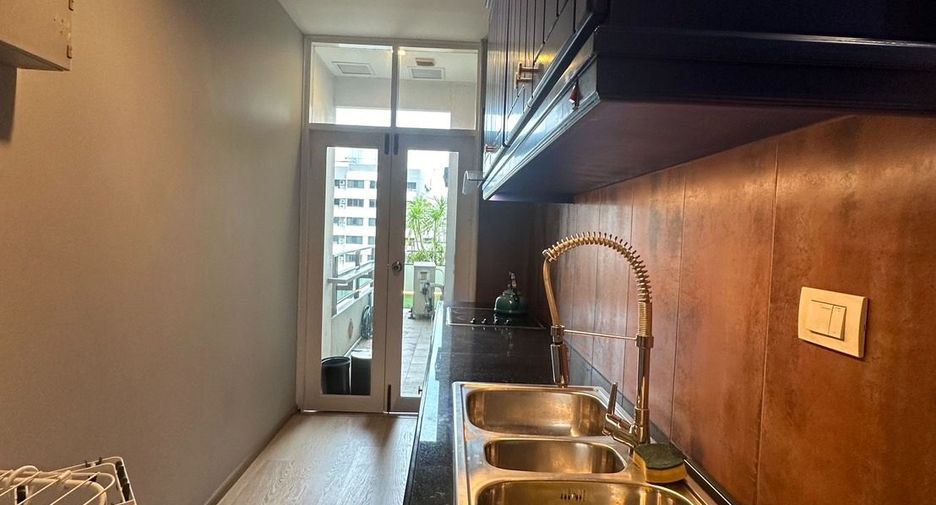 Wohnung zur Miete mit 2 Zimmer in Khlong Toei, Bangkok