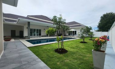 Villa zum Kauf mit 4 Zimmer in Cha Am, Phetchaburi