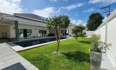 Villa zum Kauf mit 4 Zimmer in Cha Am, Phetchaburi
