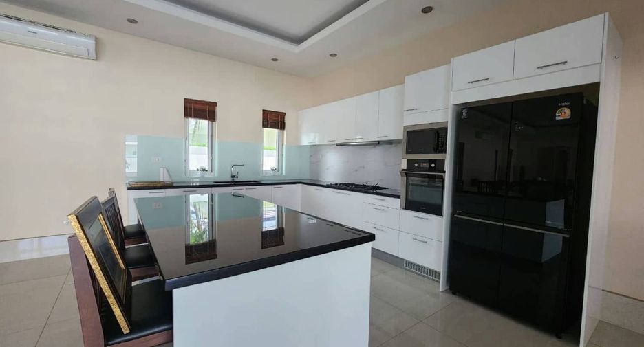 Villa zum Kauf mit 4 Zimmer in Cha Am, Phetchaburi
