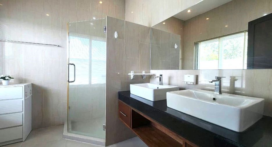 Villa zum Kauf mit 4 Zimmer in Cha Am, Phetchaburi