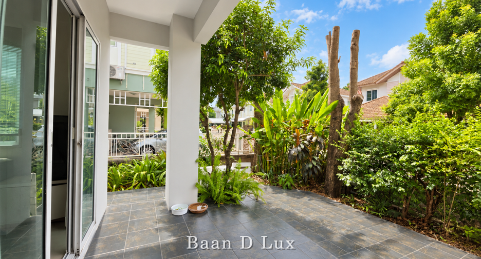 Casa en venta de 3 habitaciones en Bueng Kum, Bangkok