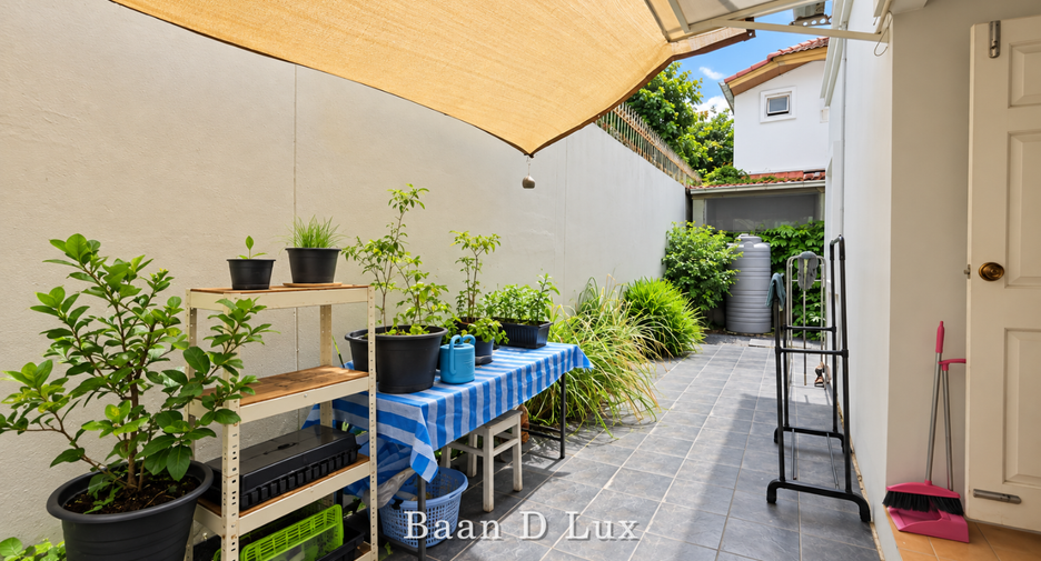 Casa en venta de 3 habitaciones en Bueng Kum, Bangkok