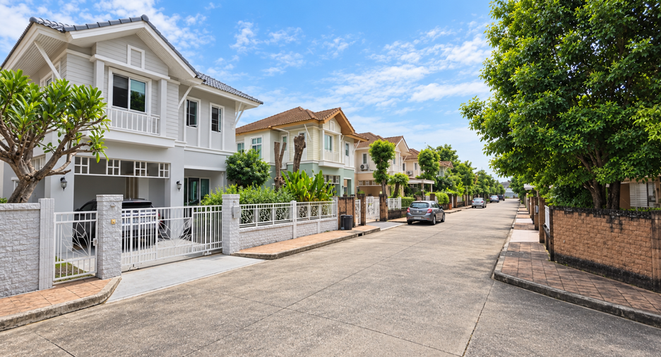 Casa en venta de 3 habitaciones en Bueng Kum, Bangkok