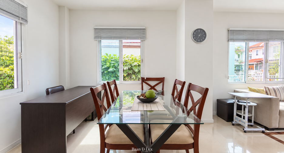 Casa en venta de 3 habitaciones en Bueng Kum, Bangkok