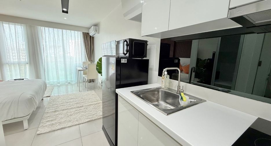 À louer studio condo à Bang Lamung, Chonburi
