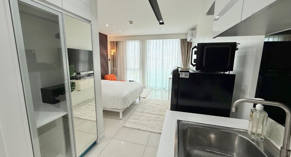 À louer studio condo à Bang Lamung, Chonburi