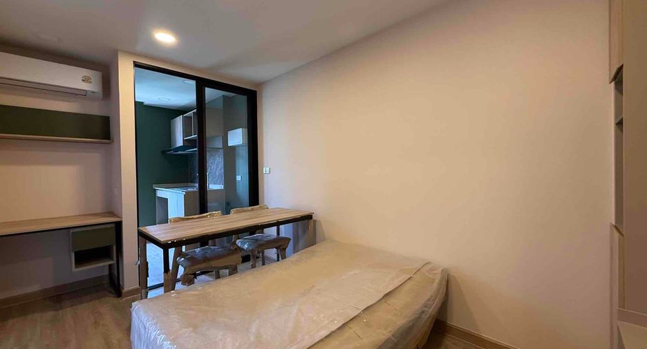 For sale 1 Beds condo in Phra Khanong, Bangkok