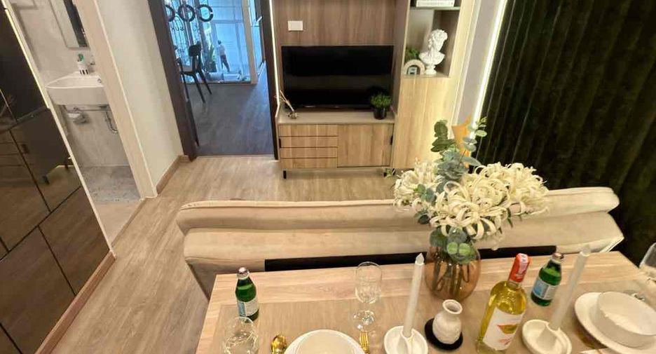 For sale 1 Beds condo in Phra Khanong, Bangkok