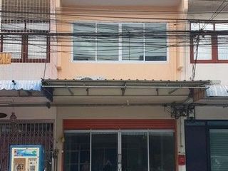 出租 2 卧室 商业空间 在 Bang Phli, Samut Prakan