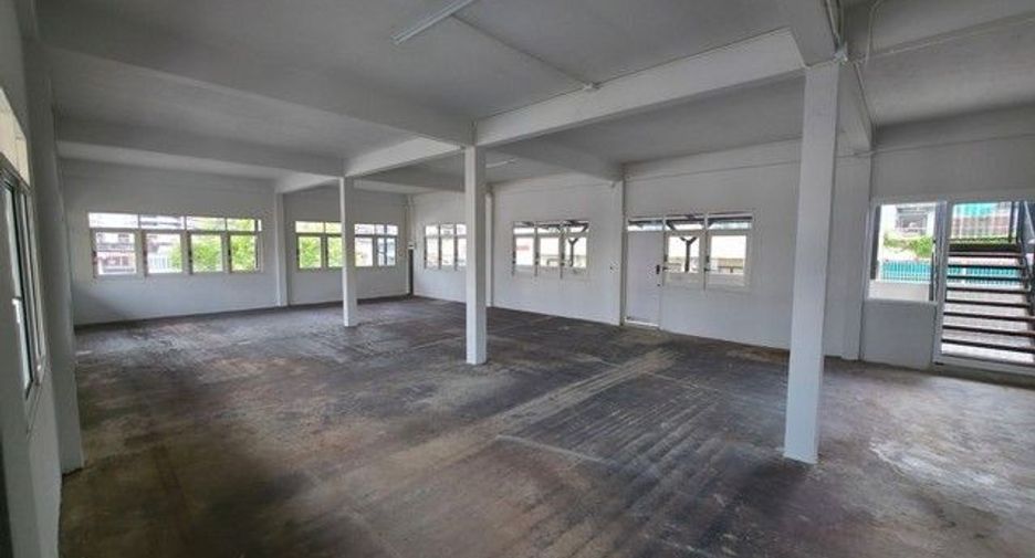Almacén en alquiler de 1 habitaciones en Din Daeng, Bangkok