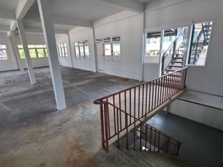 Almacén en alquiler de 1 habitaciones en Din Daeng, Bangkok