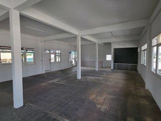 Almacén en alquiler de 1 habitaciones en Din Daeng, Bangkok
