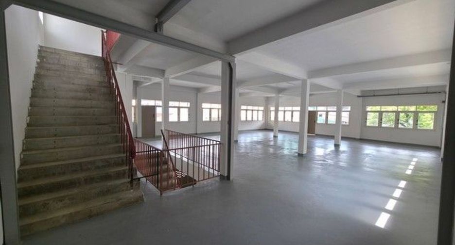 Almacén en alquiler de 1 habitaciones en Din Daeng, Bangkok